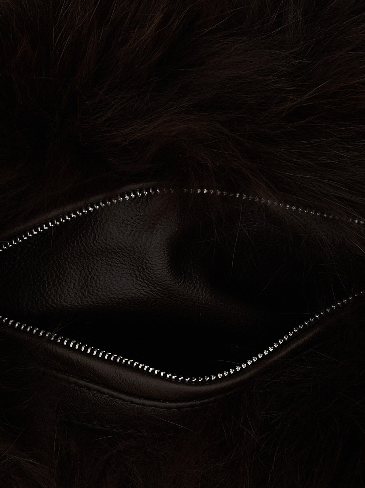 2-in-1 fur sleeve