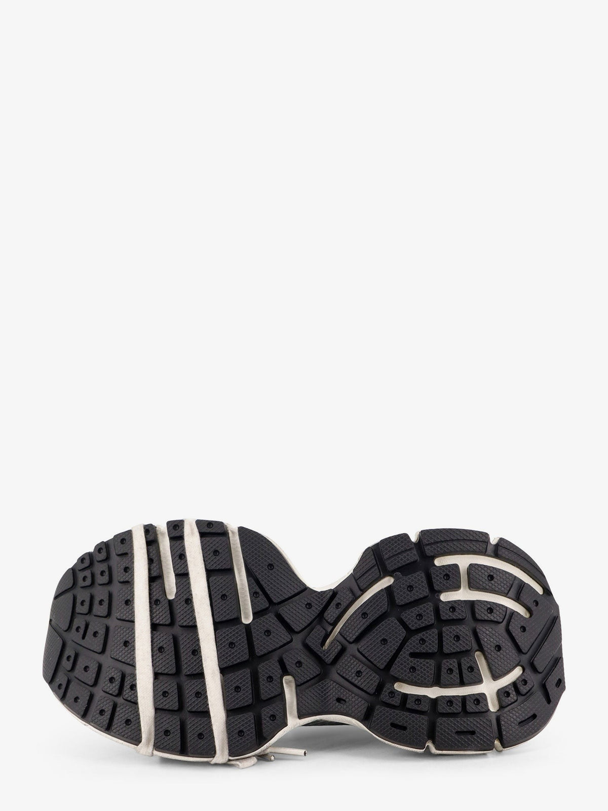 '3XL' sneakers