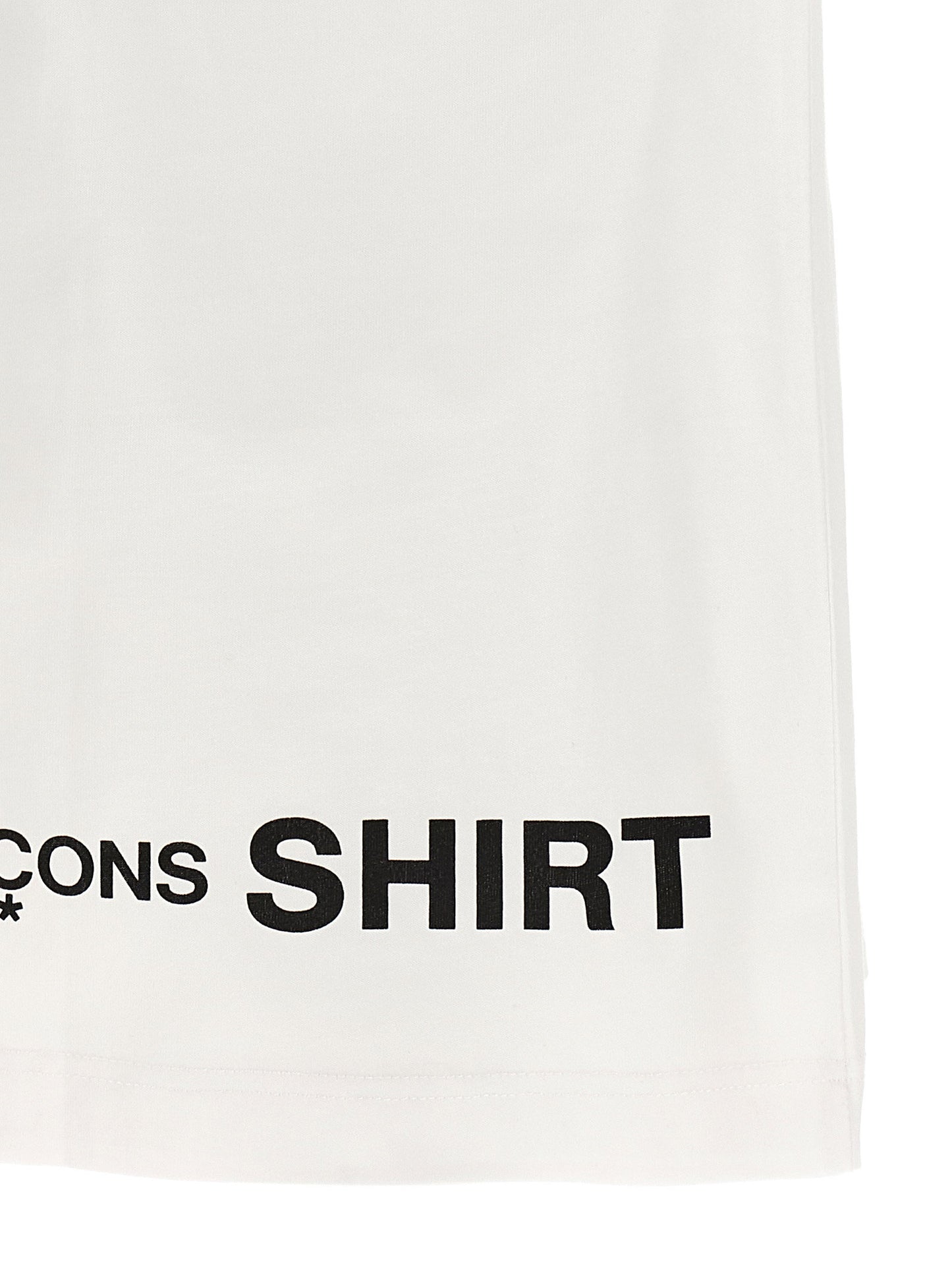 تي شيرت بطبعة شعار Comme des Garçons