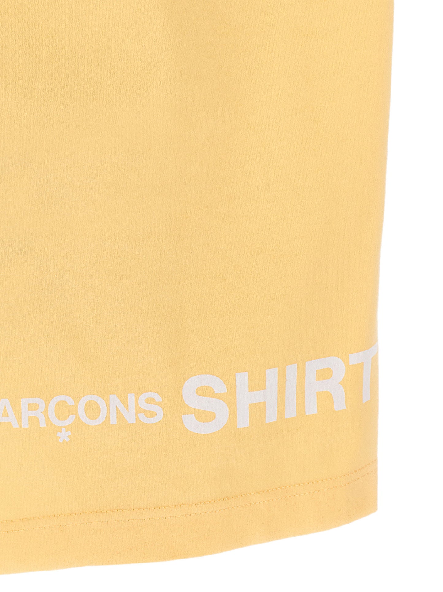 تي شيرت بطبعة شعار Comme des Garçons
