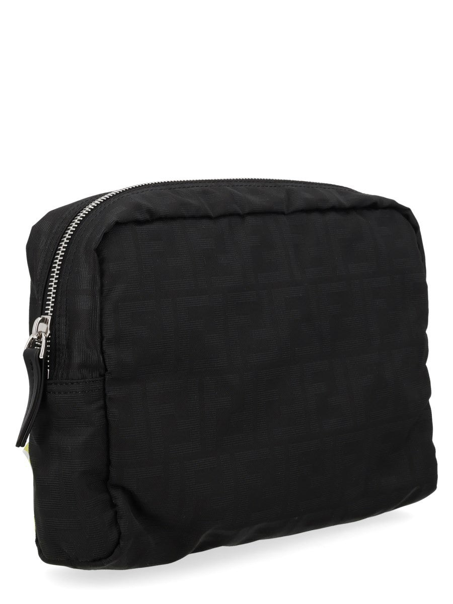 Beauty Case Medium in Tessuto Superlight FF