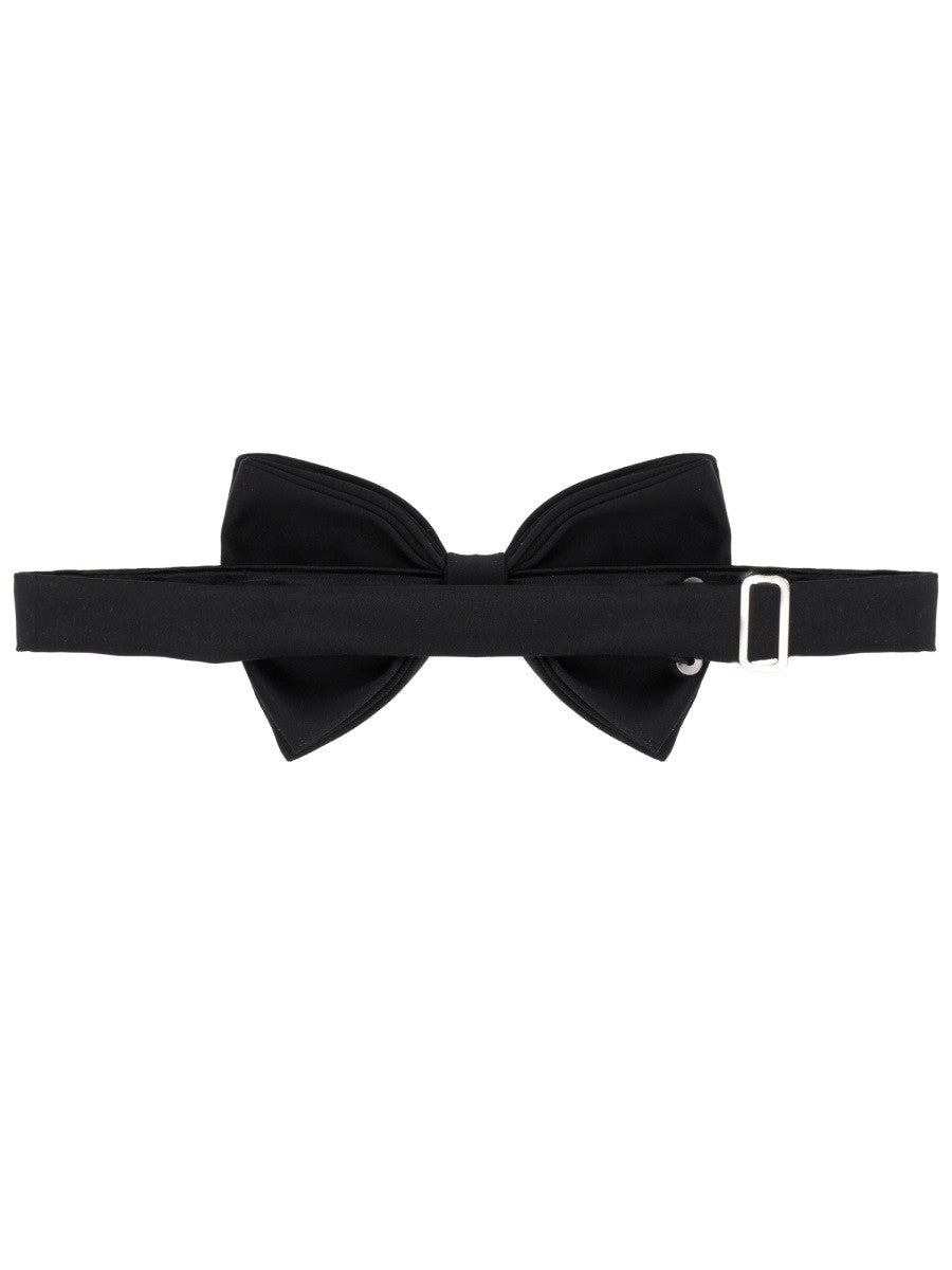 BOW TIE