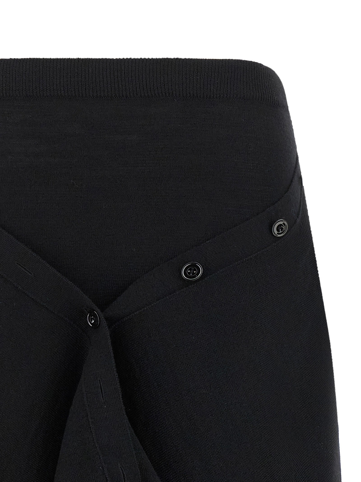 Button asymmetrical skirt