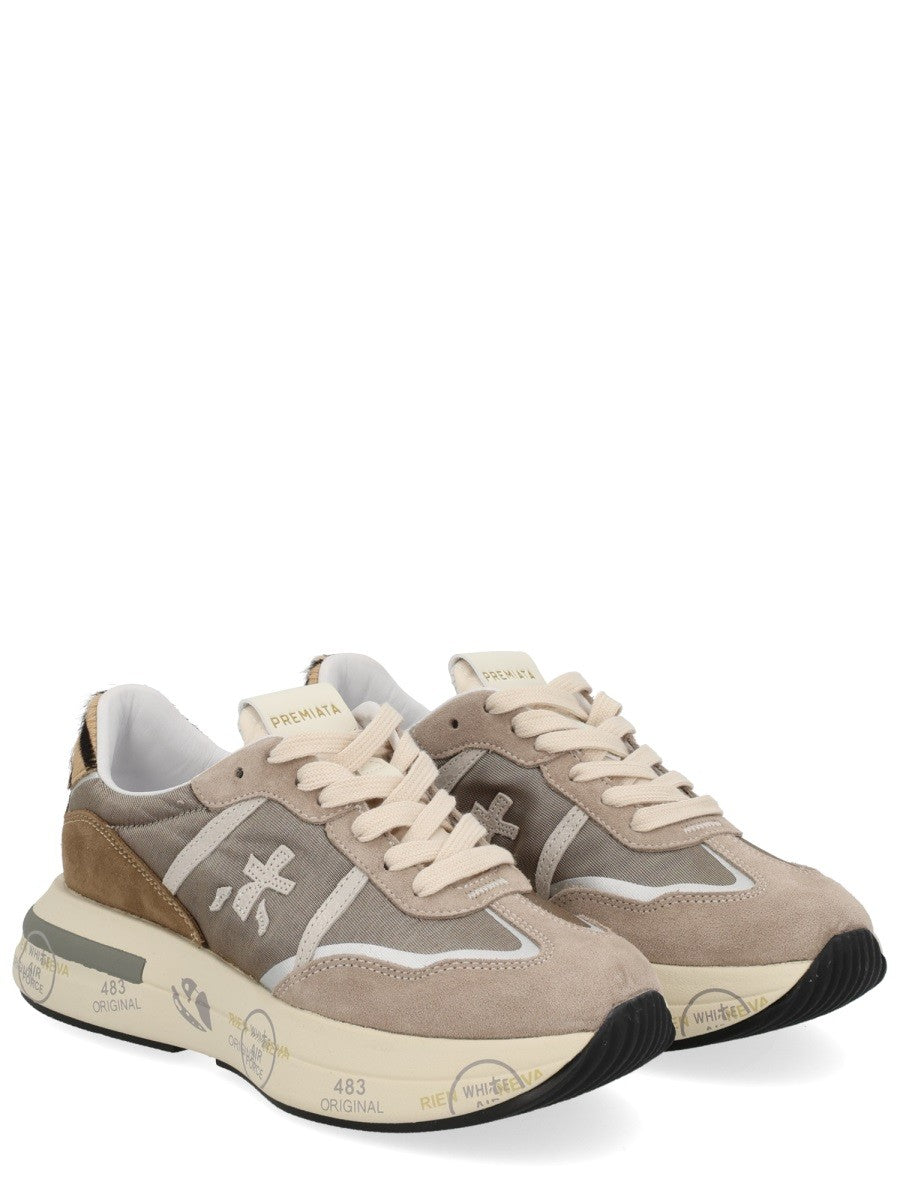 "CASSIE" SNEAKER