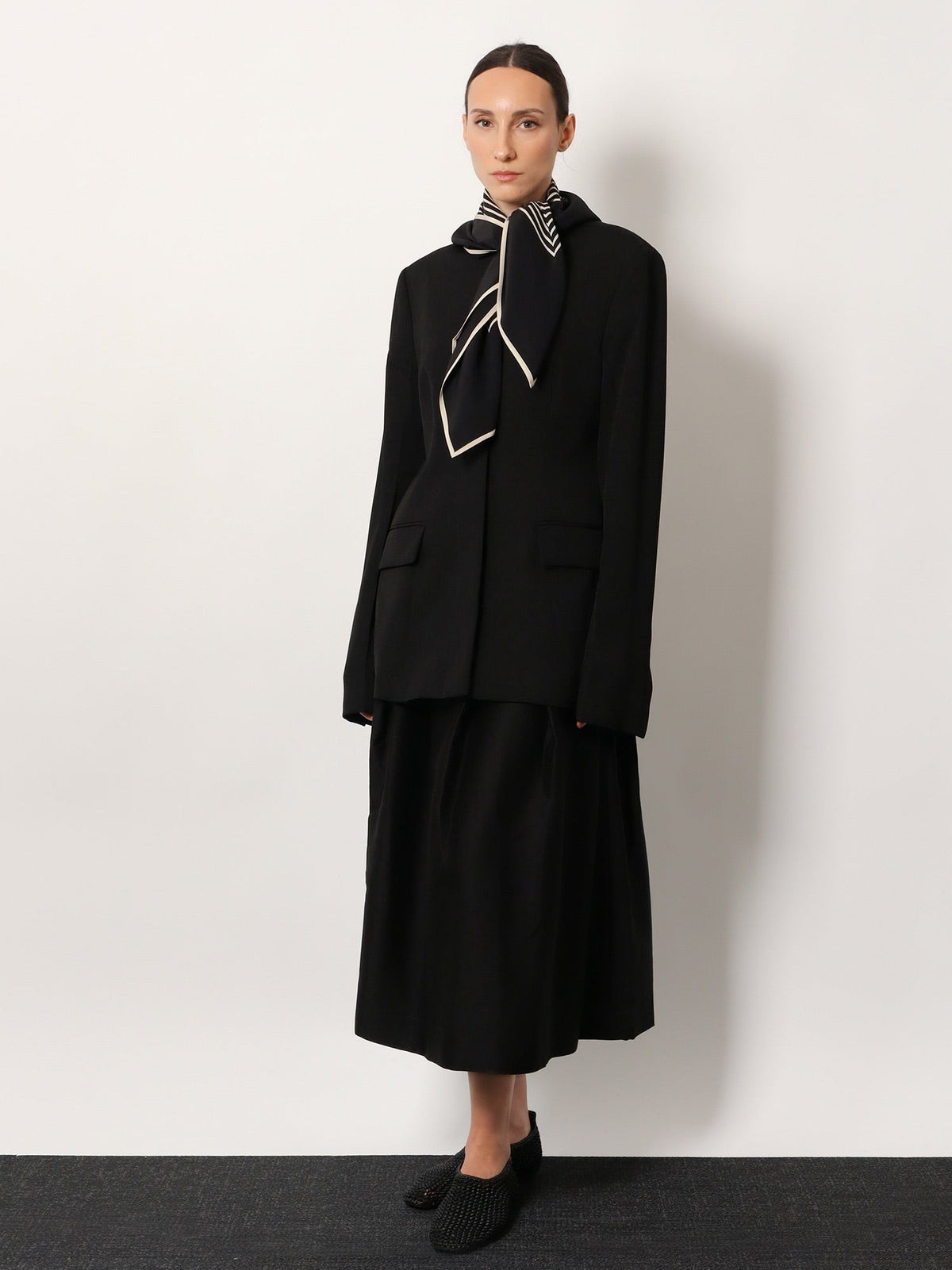 Black 'Centered Monogram' scarf