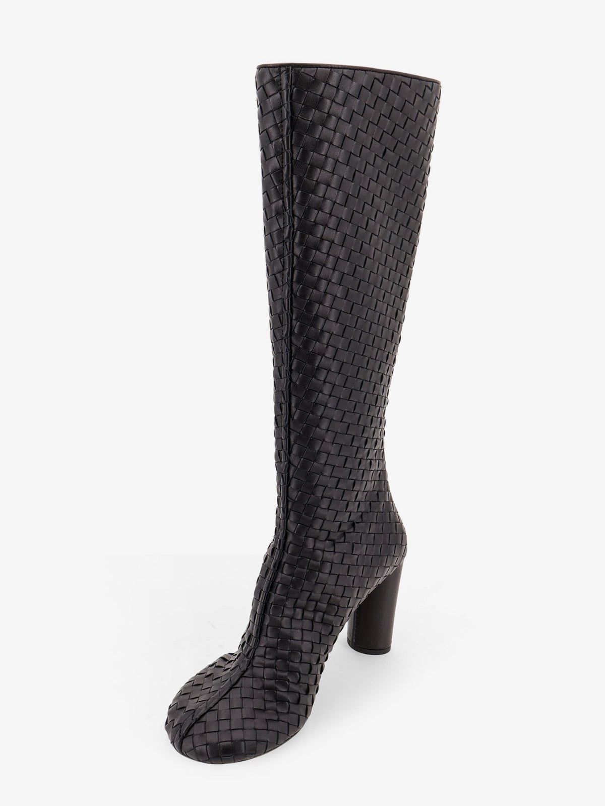 Cherry Boots with braided pattern