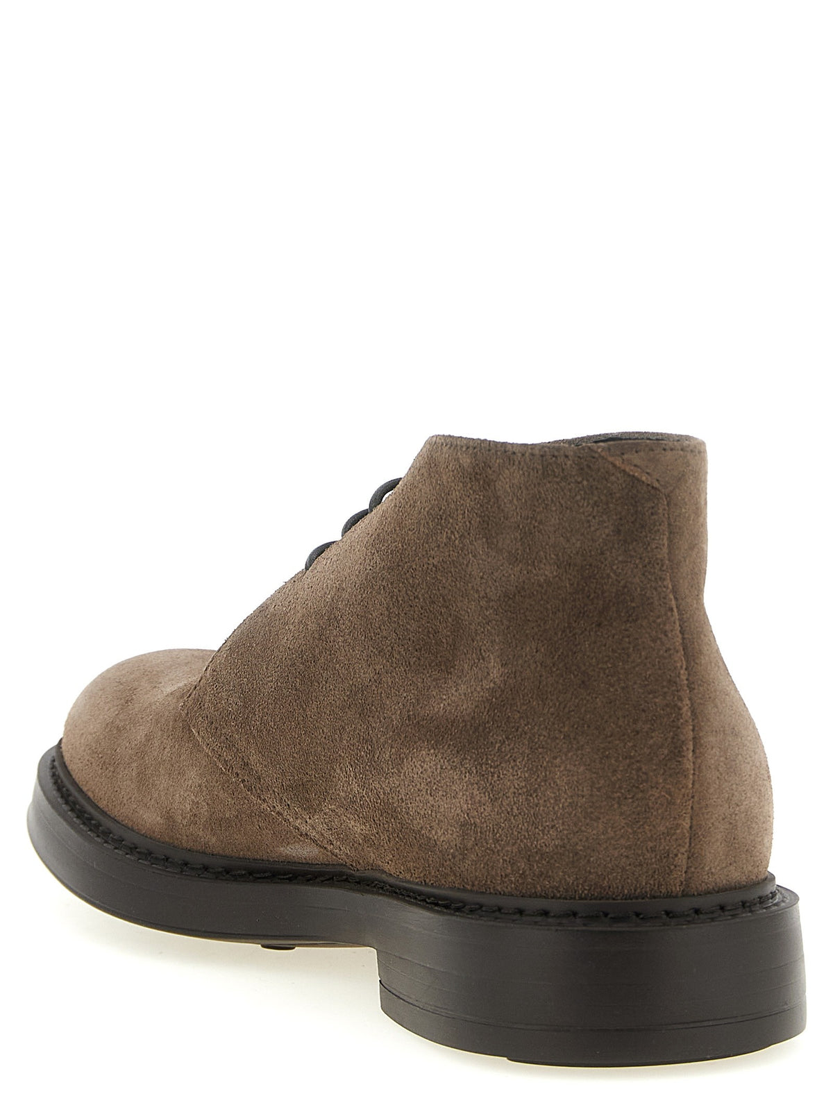 'Chukka' ankle boots