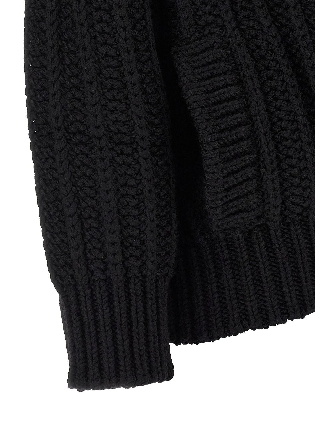Coarse wool cardigan