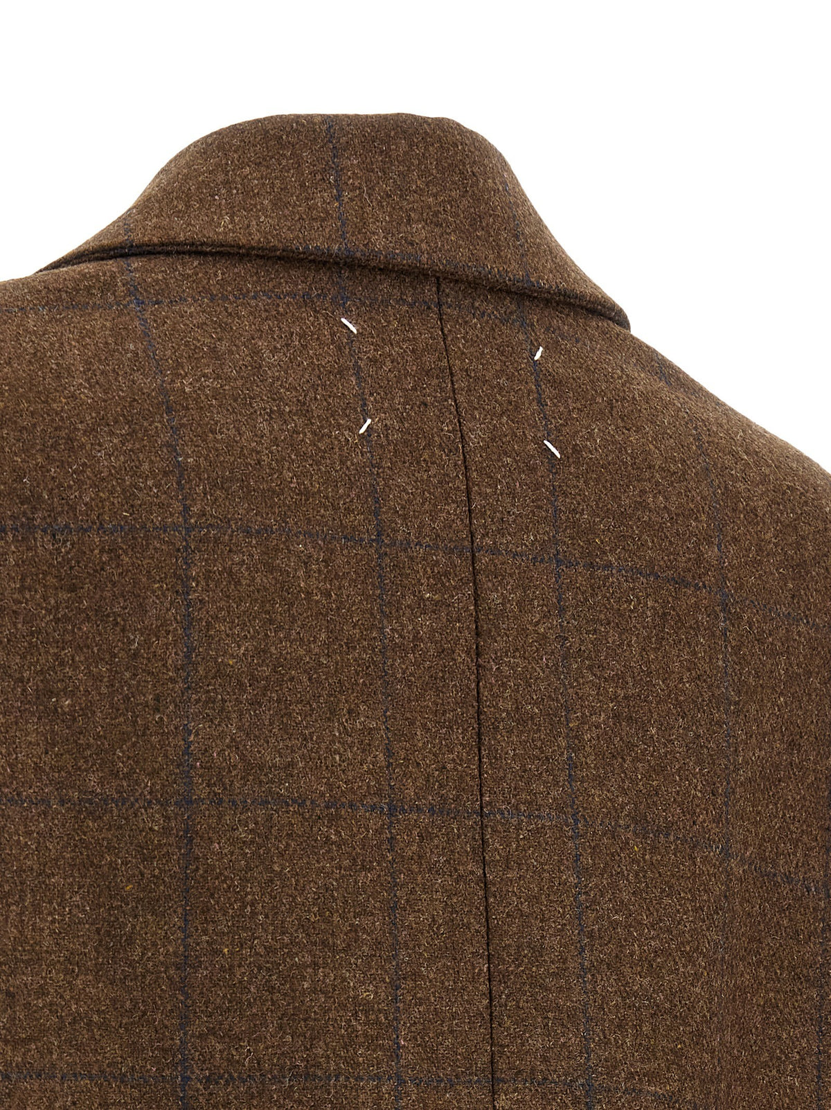 'Cocooning' coat