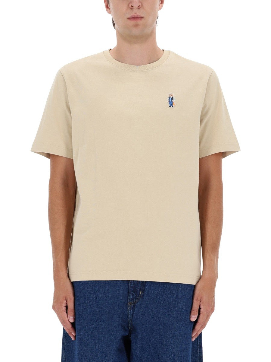"COMFORT DRESSED FOX" T-SHIRT