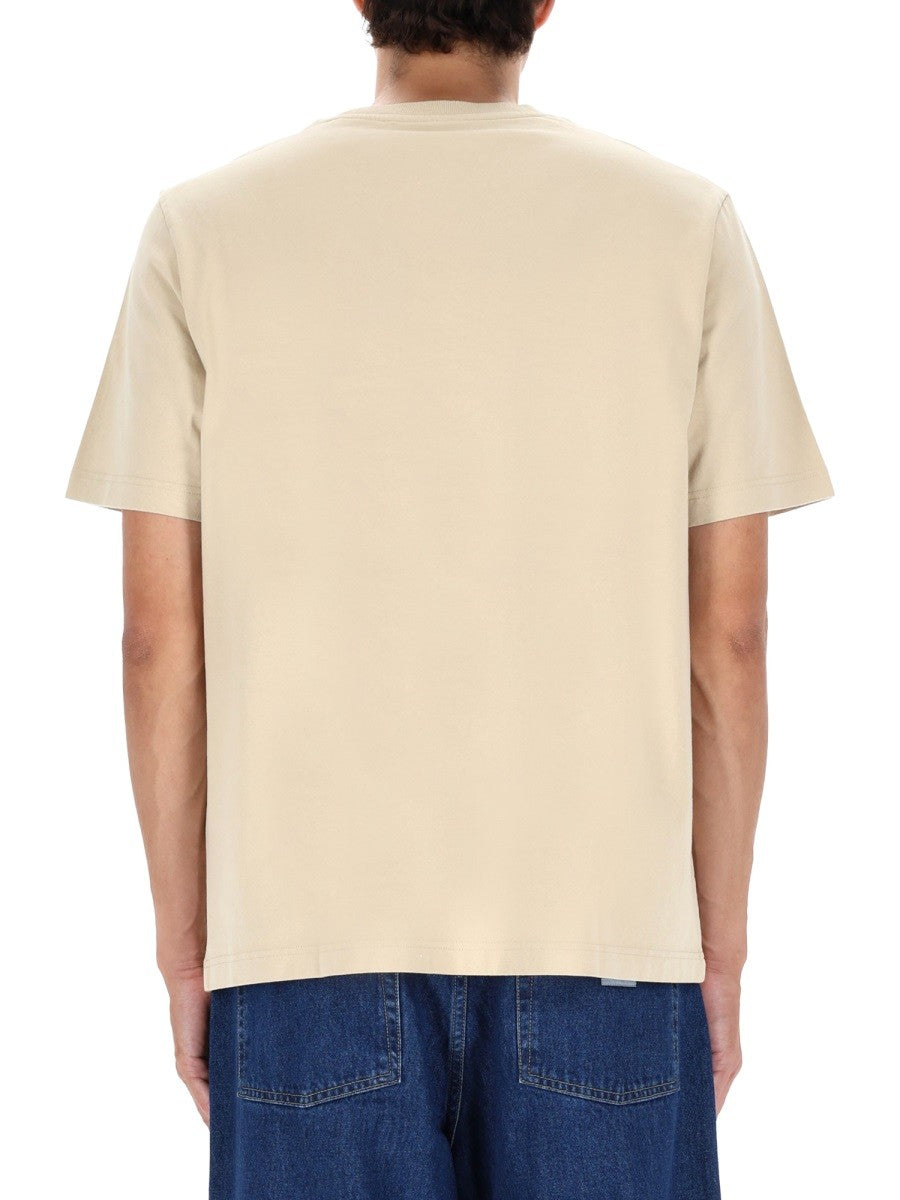 "COMFORT DRESSED FOX" T-SHIRT
