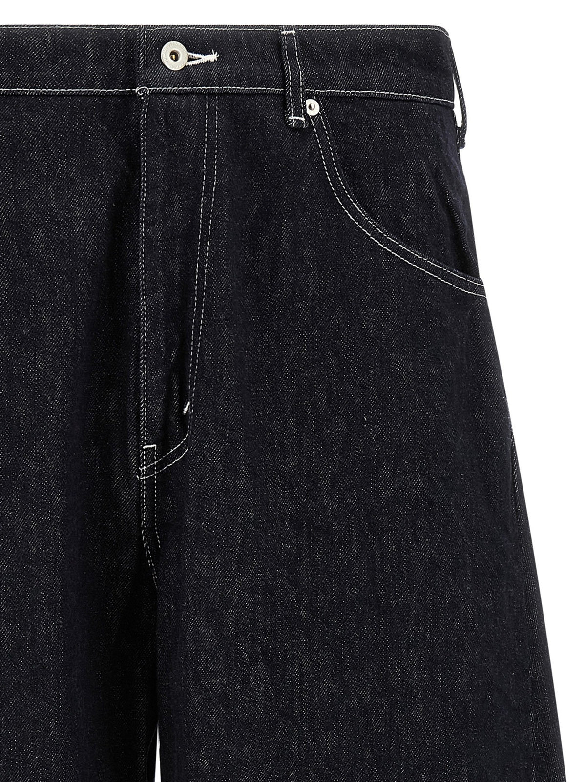 Contrast stitching jeans