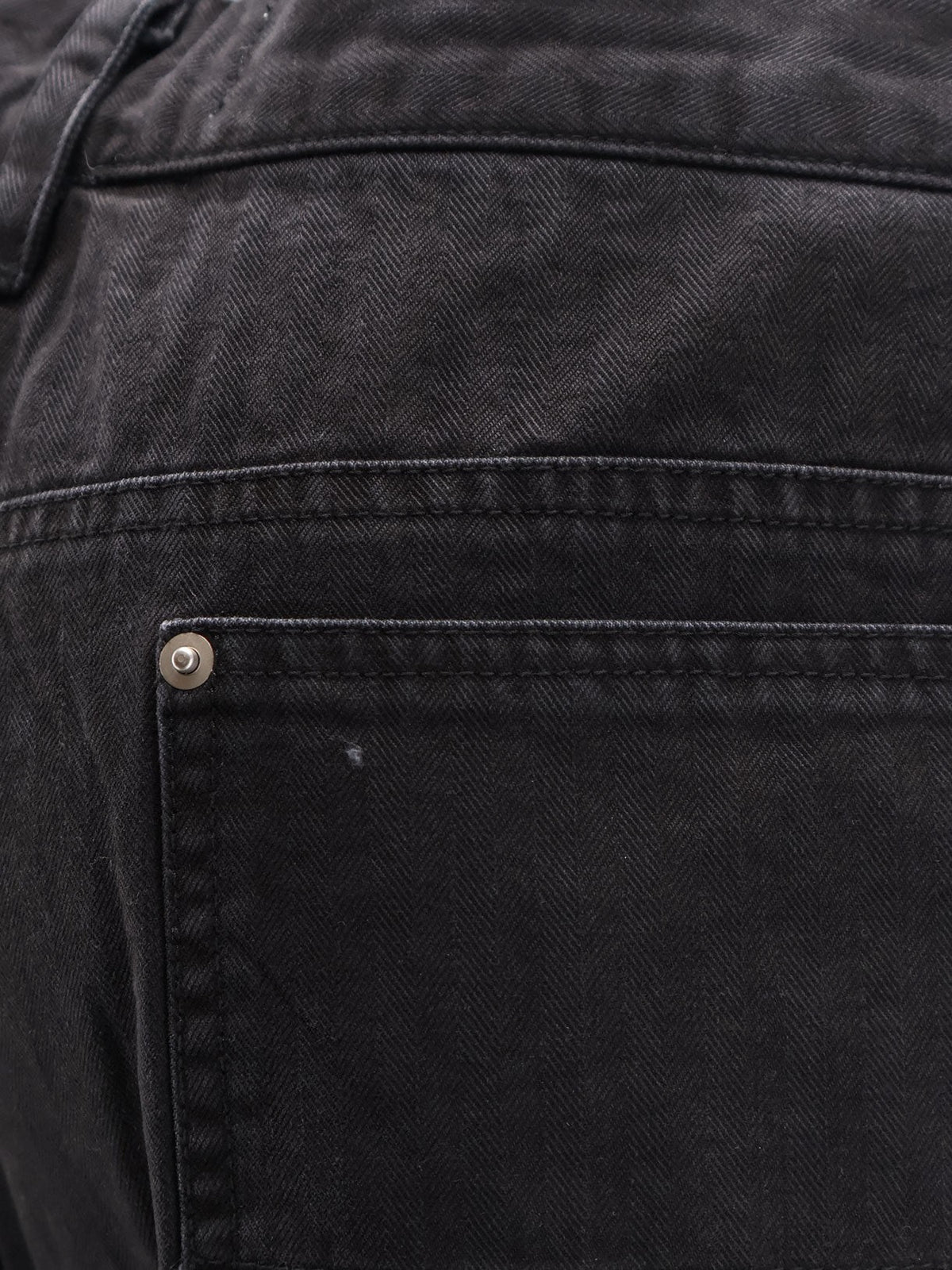 Cotton cargo bermuda shorts with distressed effect