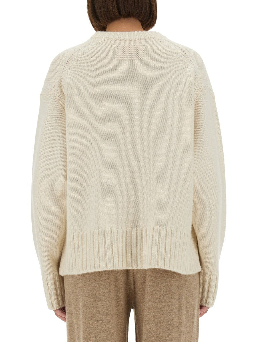 تيشيرت "COZY CREW"