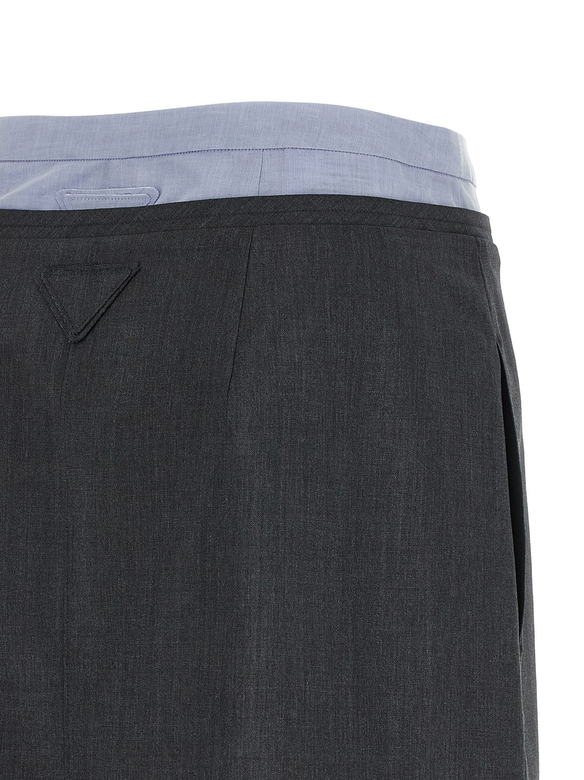 Double layer skirt