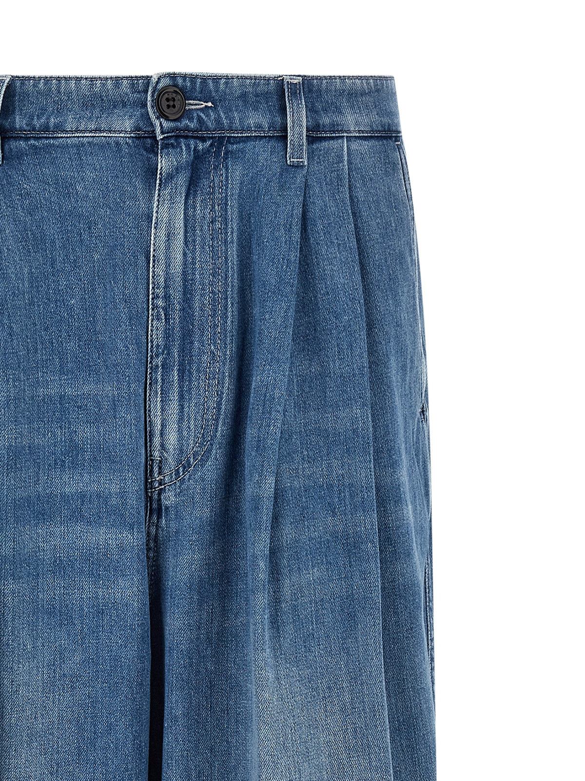 Double pleated jeans