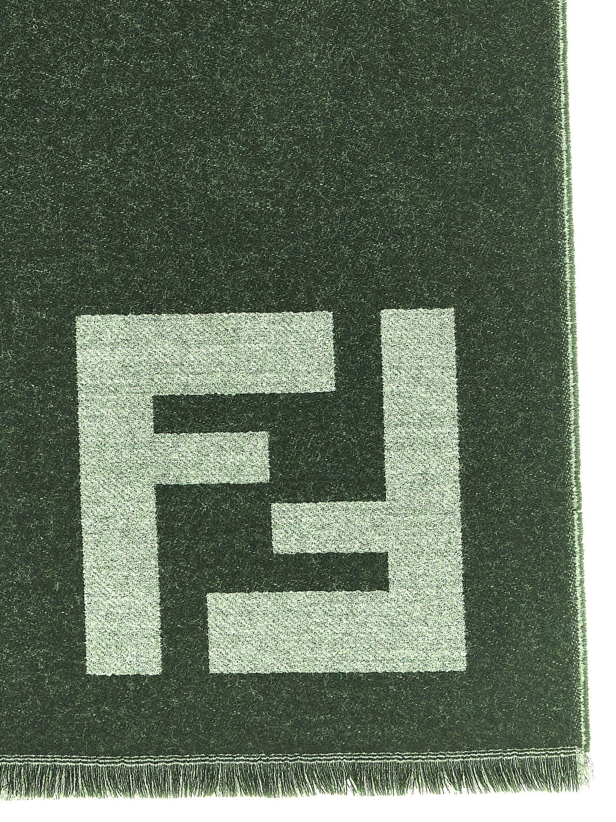 FF macro scarf