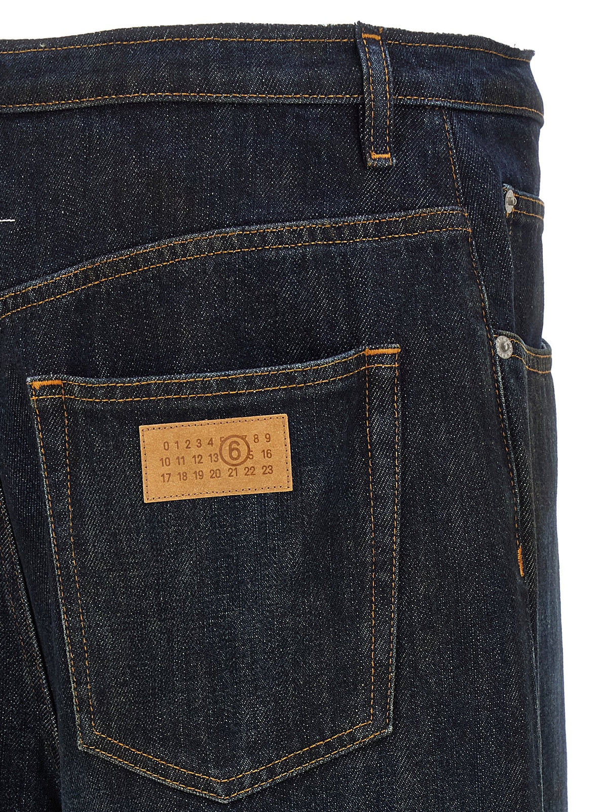 High waist jeans