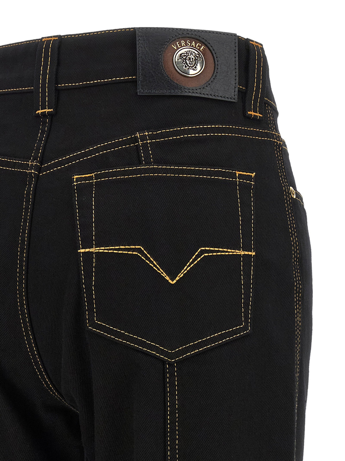 High waist jeans