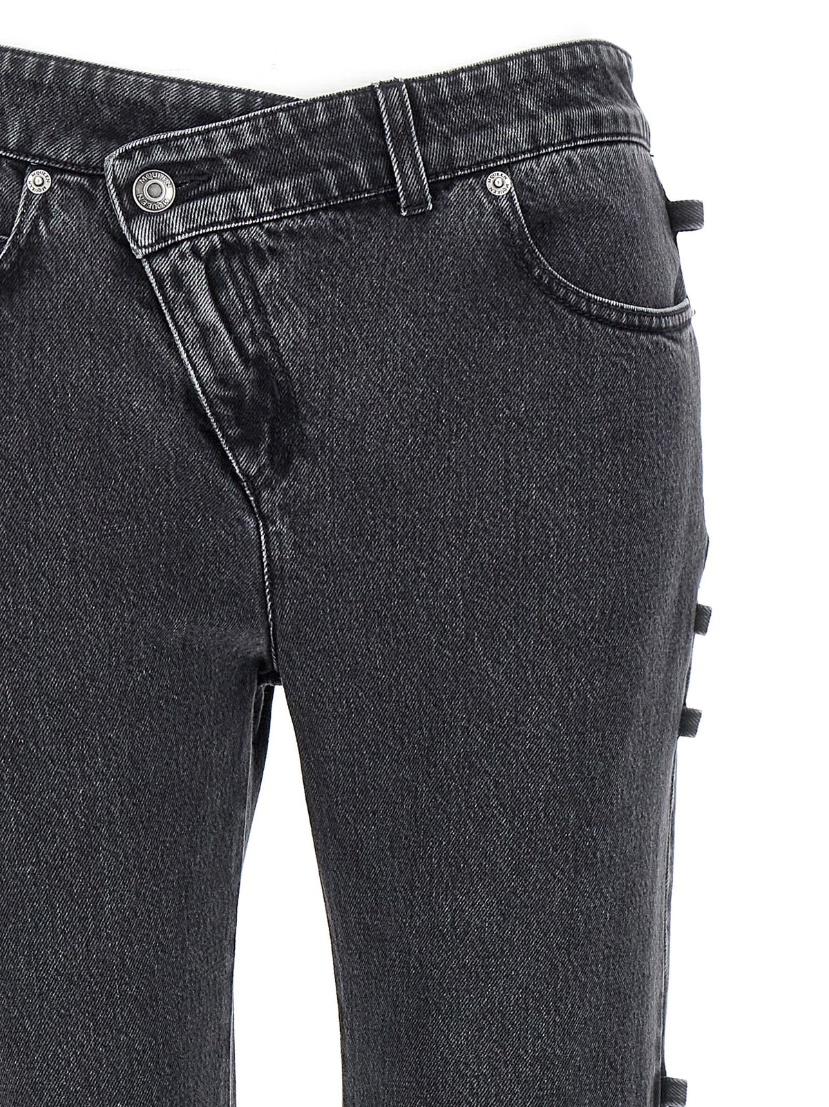 Jeans asymmetric closure