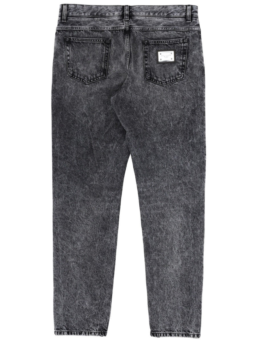 JEANS IN DENIM