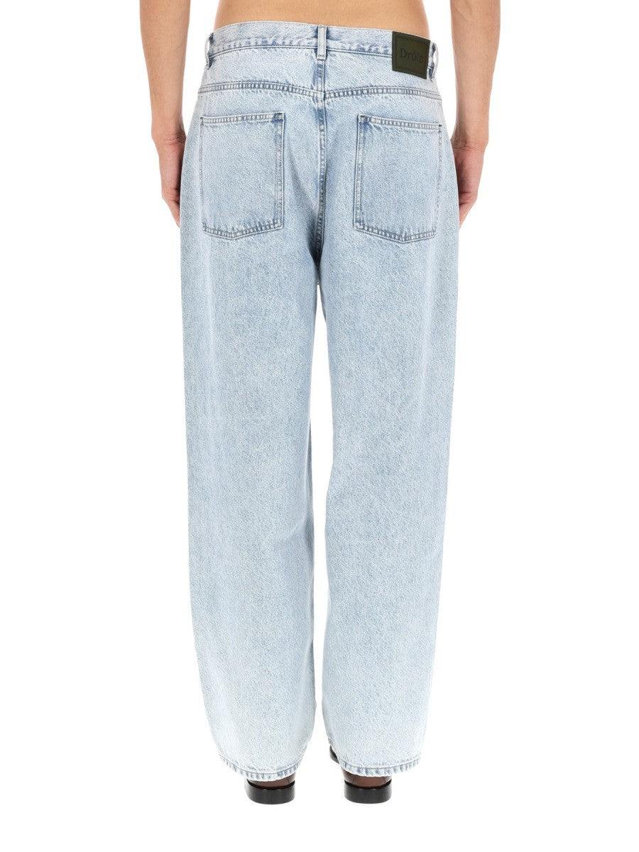 JEANS IN DENIM