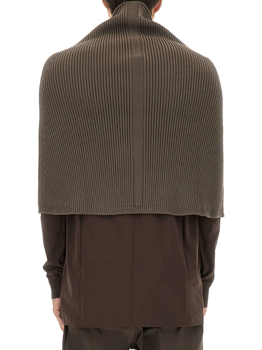 KNITTED CAPE