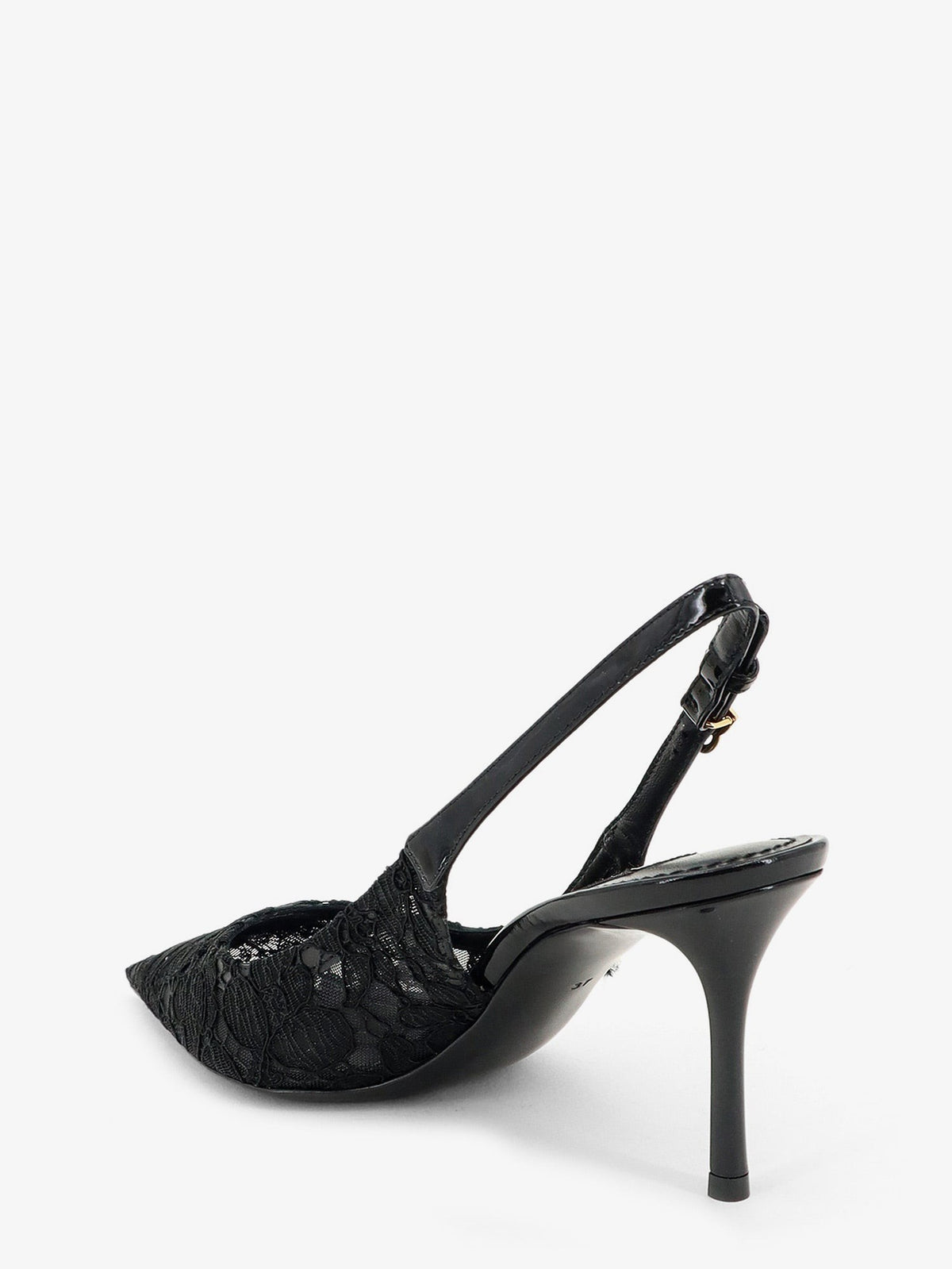 Lace décolleté