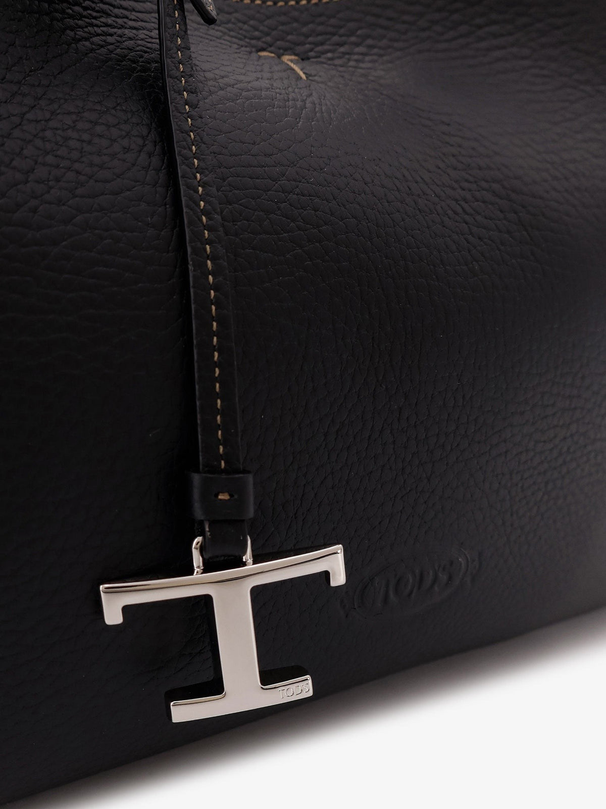 Leather shoulder bag