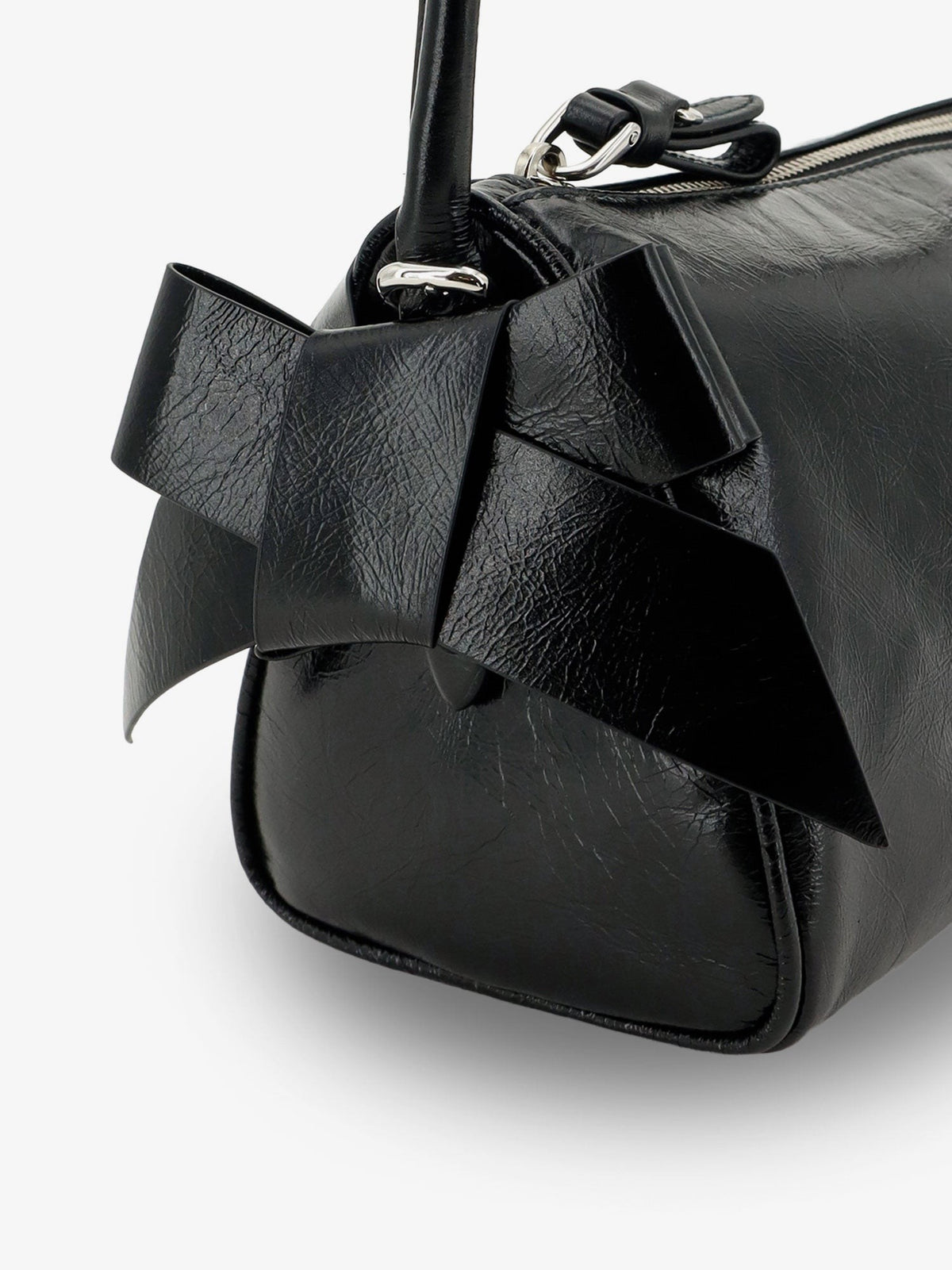 Leather shoulder bag