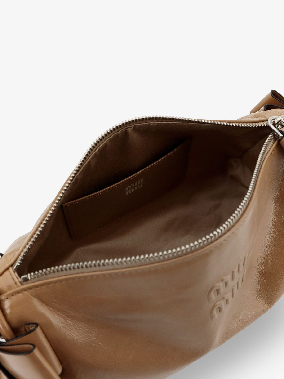 Leather shoulder bag