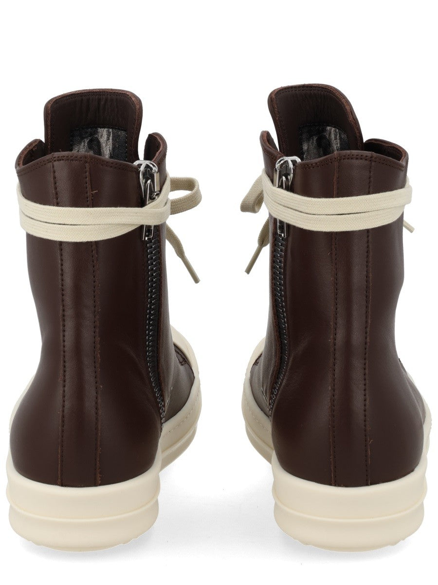 LEATHER SNEAKER