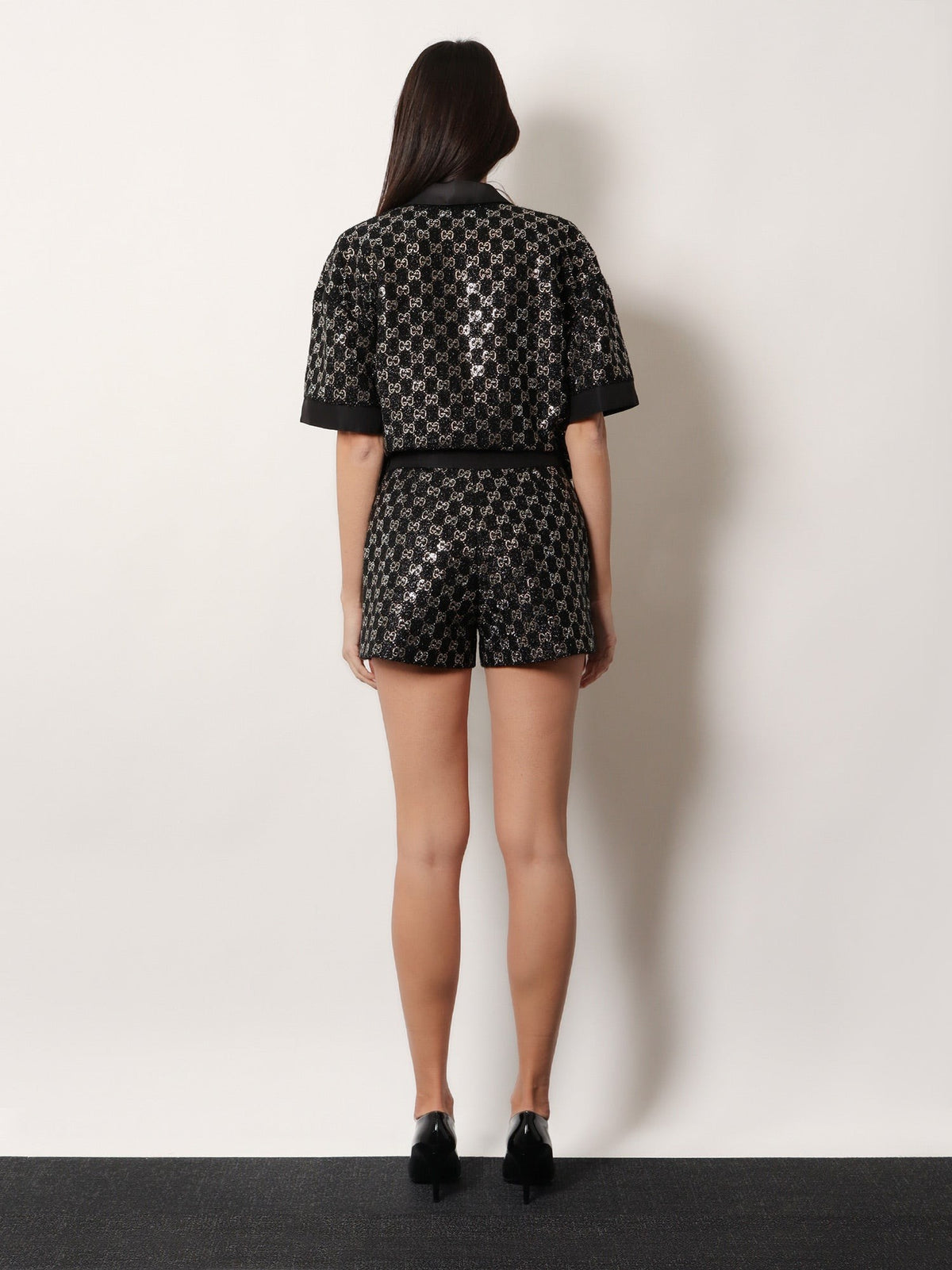 'GG' crystal top
