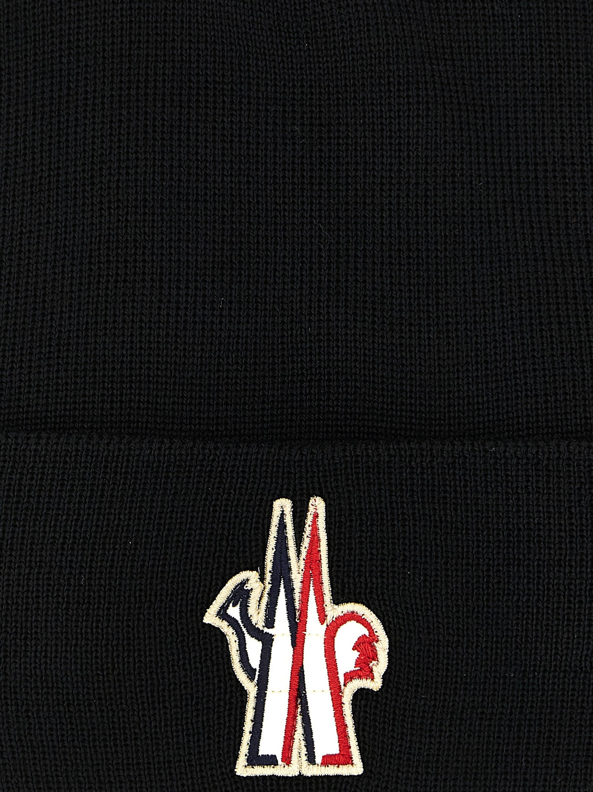 Logo patch beanie