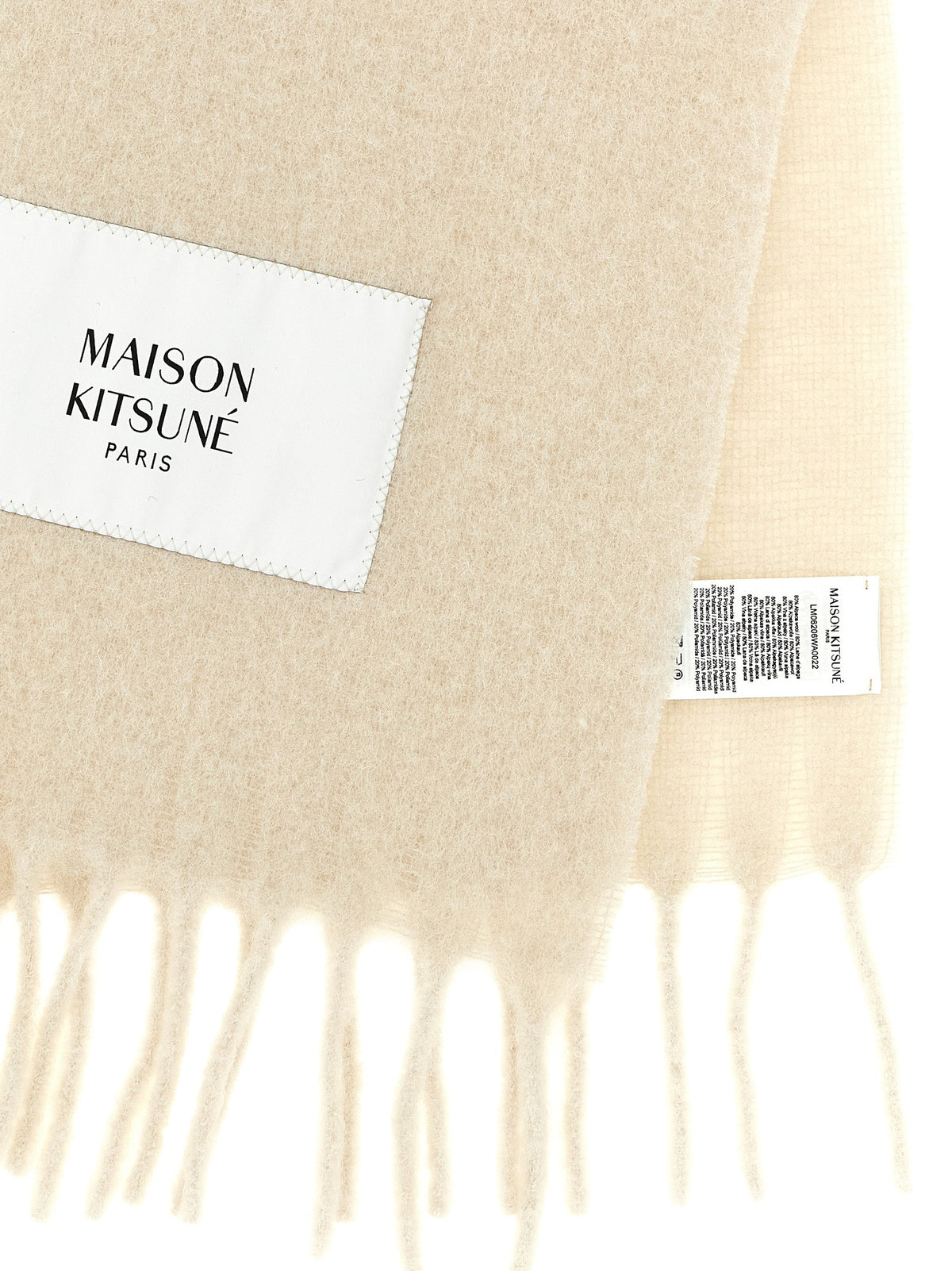 Logo patch scarf
