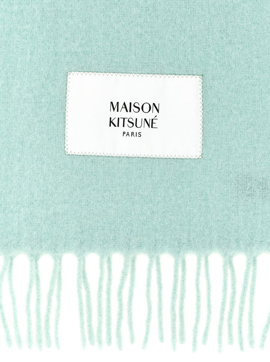 Logo patch scarf