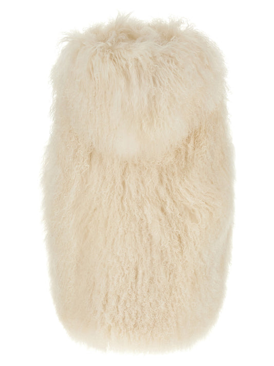 Long-haired vest