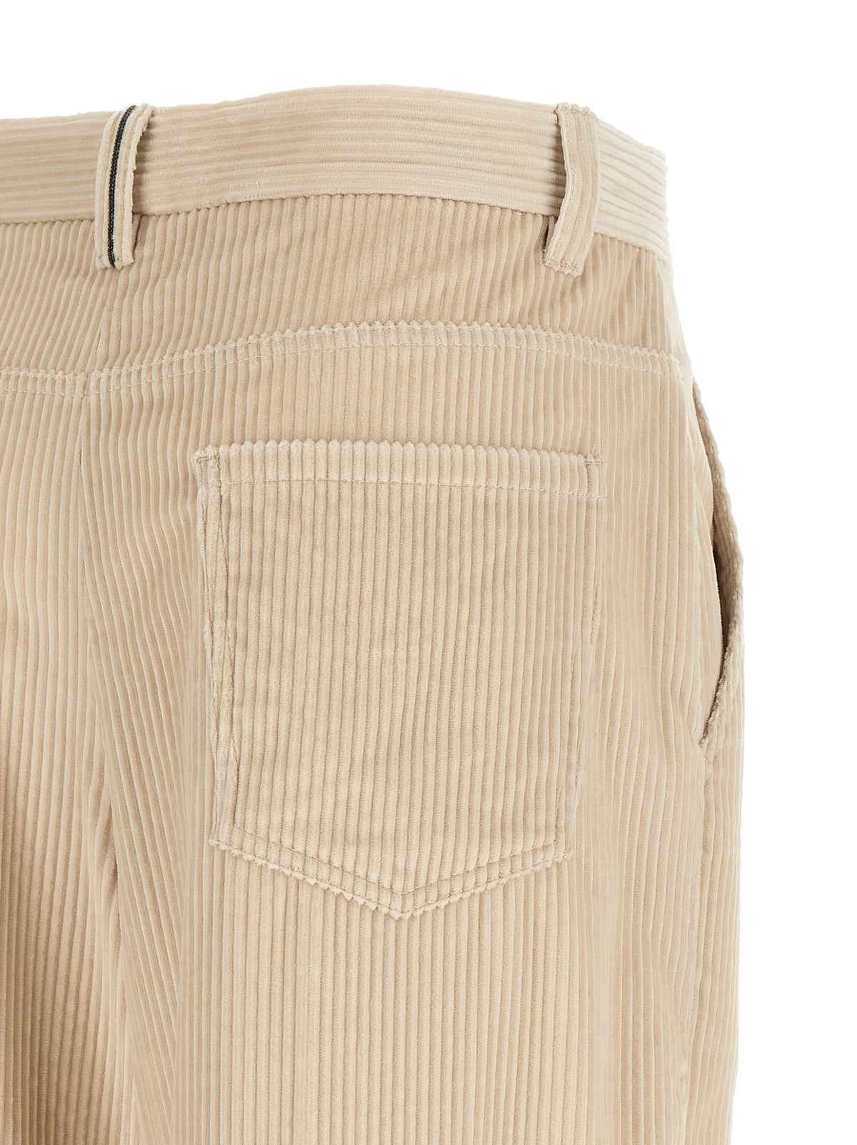 'Loose' pants