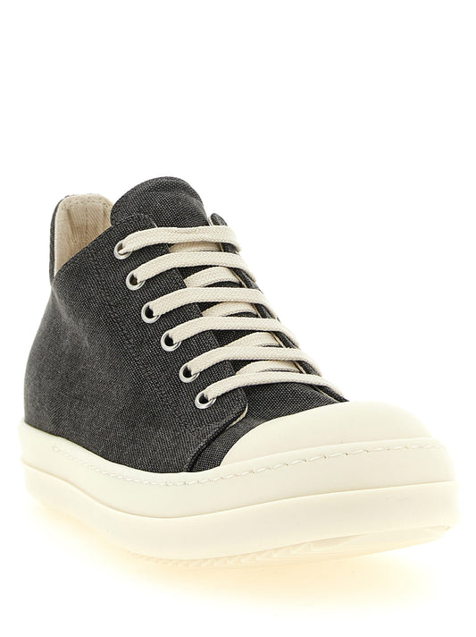 'Low Sneaks' sneakers