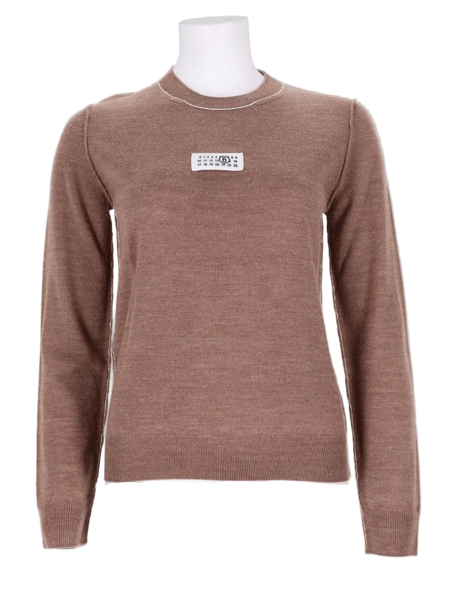 maglia con patch logo