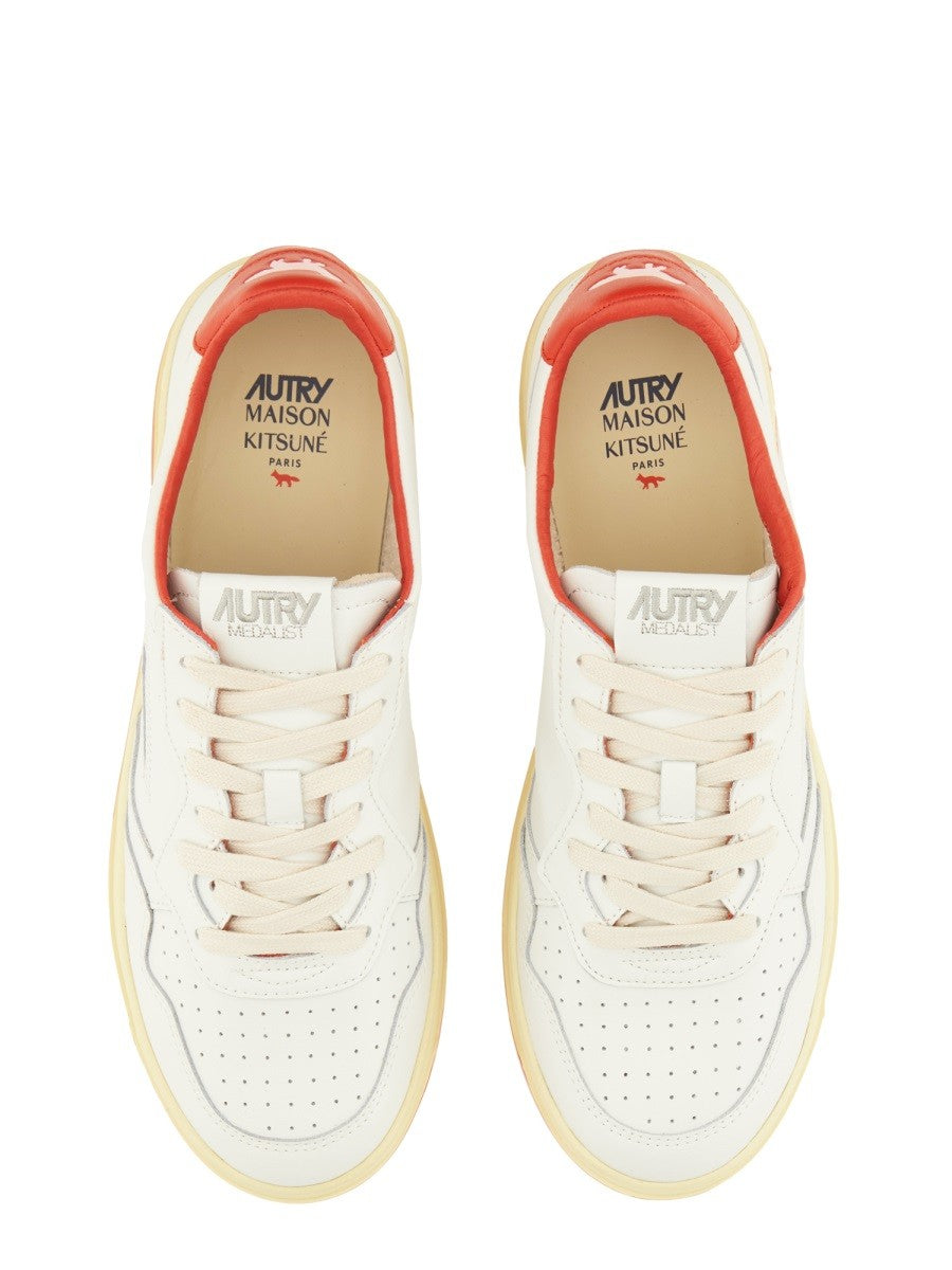 "MEDALIST LOW" SNEAKER