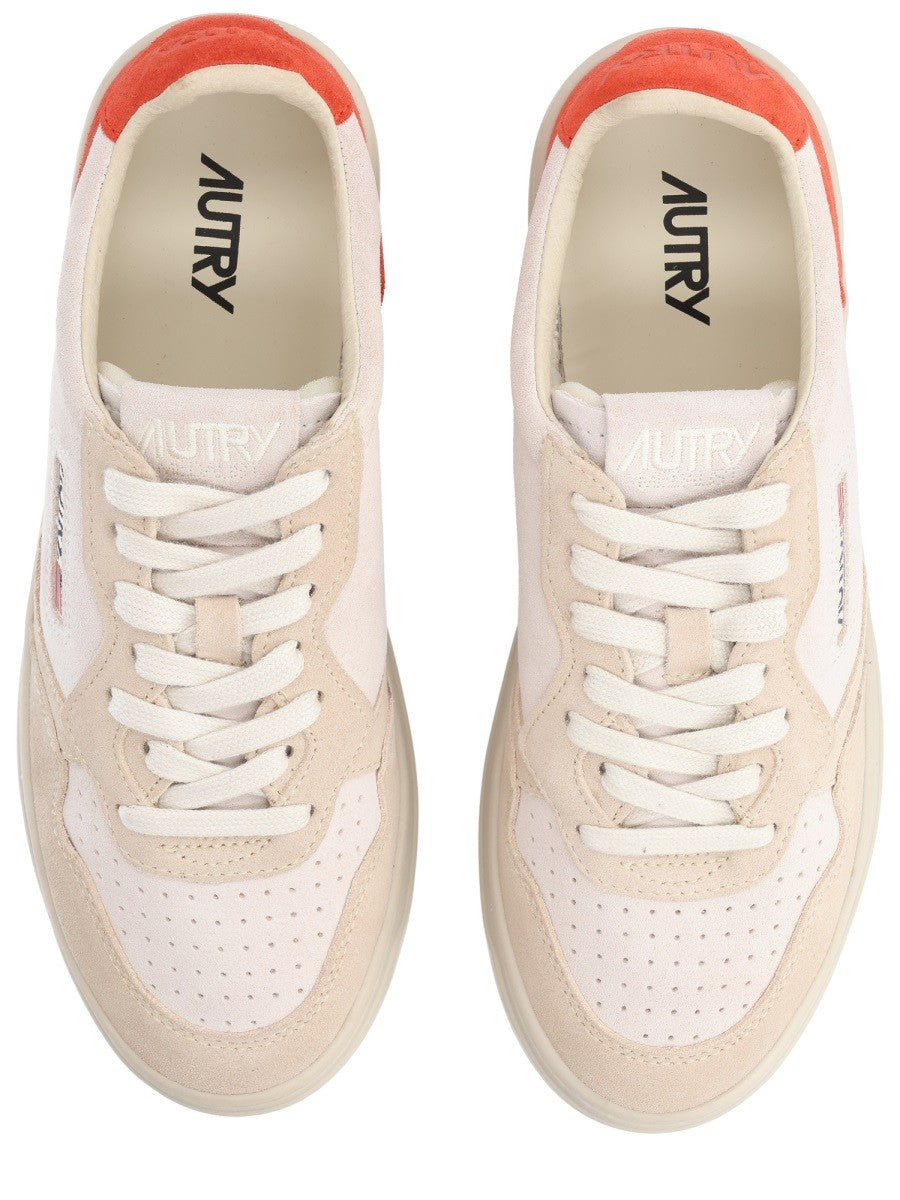 "MEDALIST LOW" SNEAKER