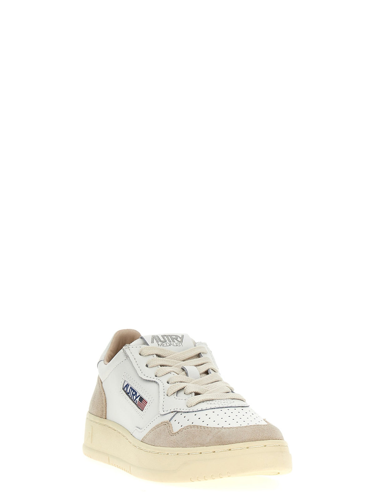 'Medalist Low' sneaker