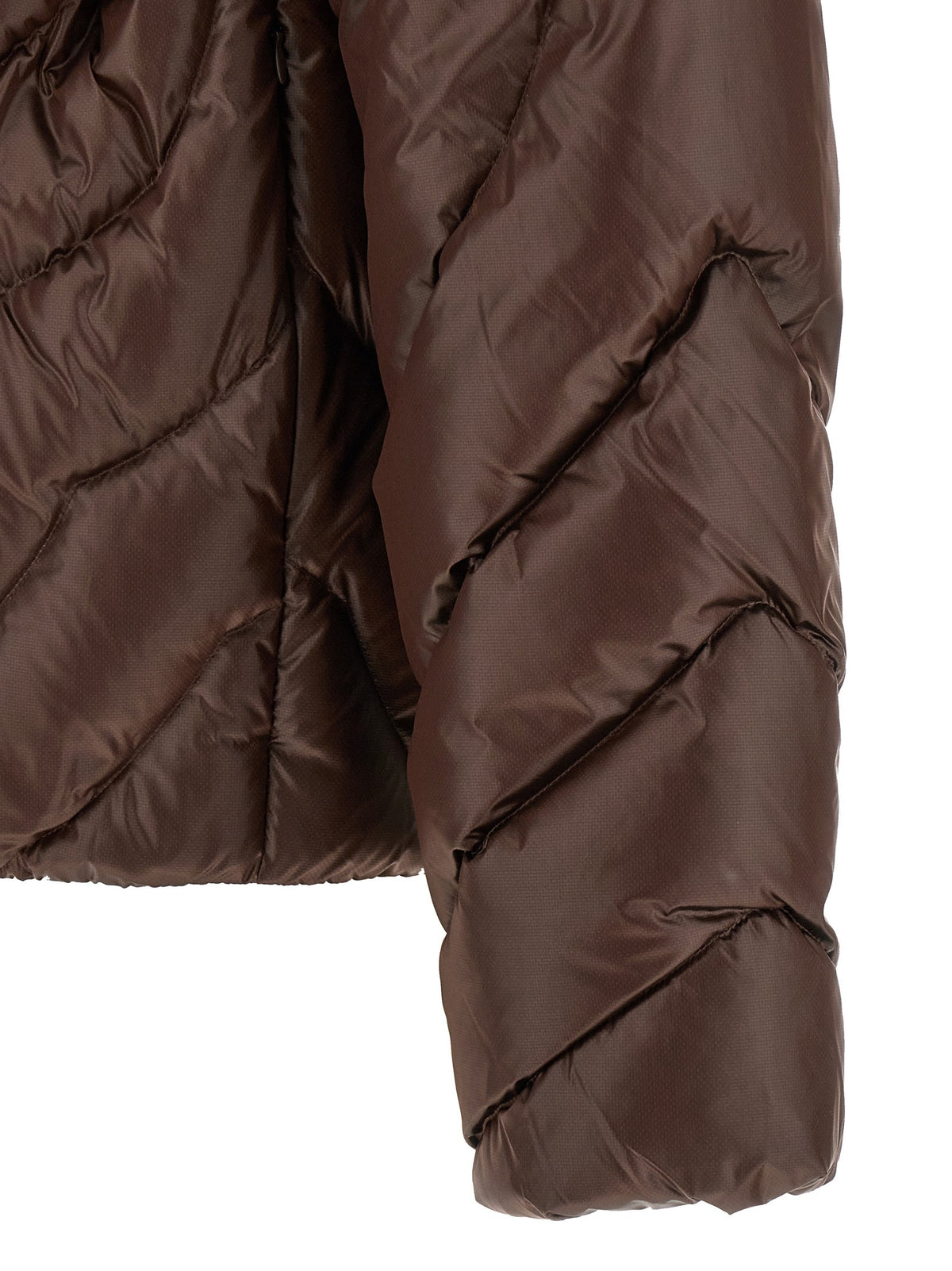 'Monogram' quilting down jacket