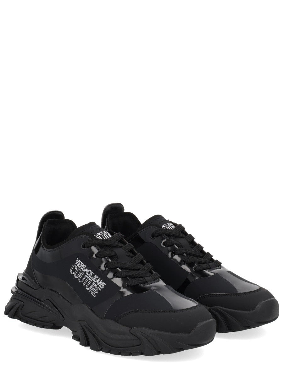 "NEW TRAIL" SNEAKER