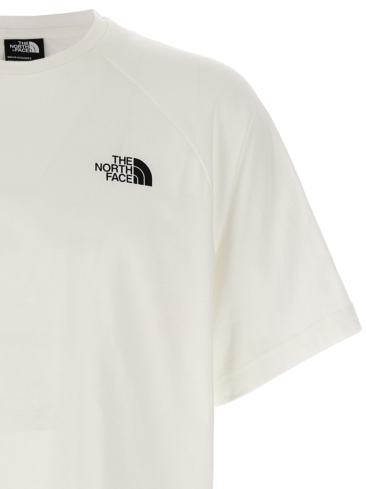'North Faces' T-shirt