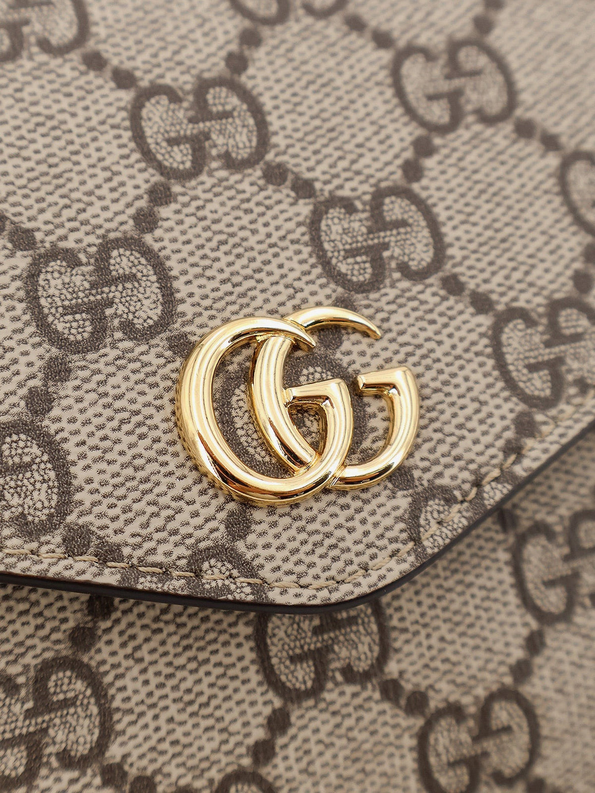 Ophidia GG Supreme fabric crossbody bag