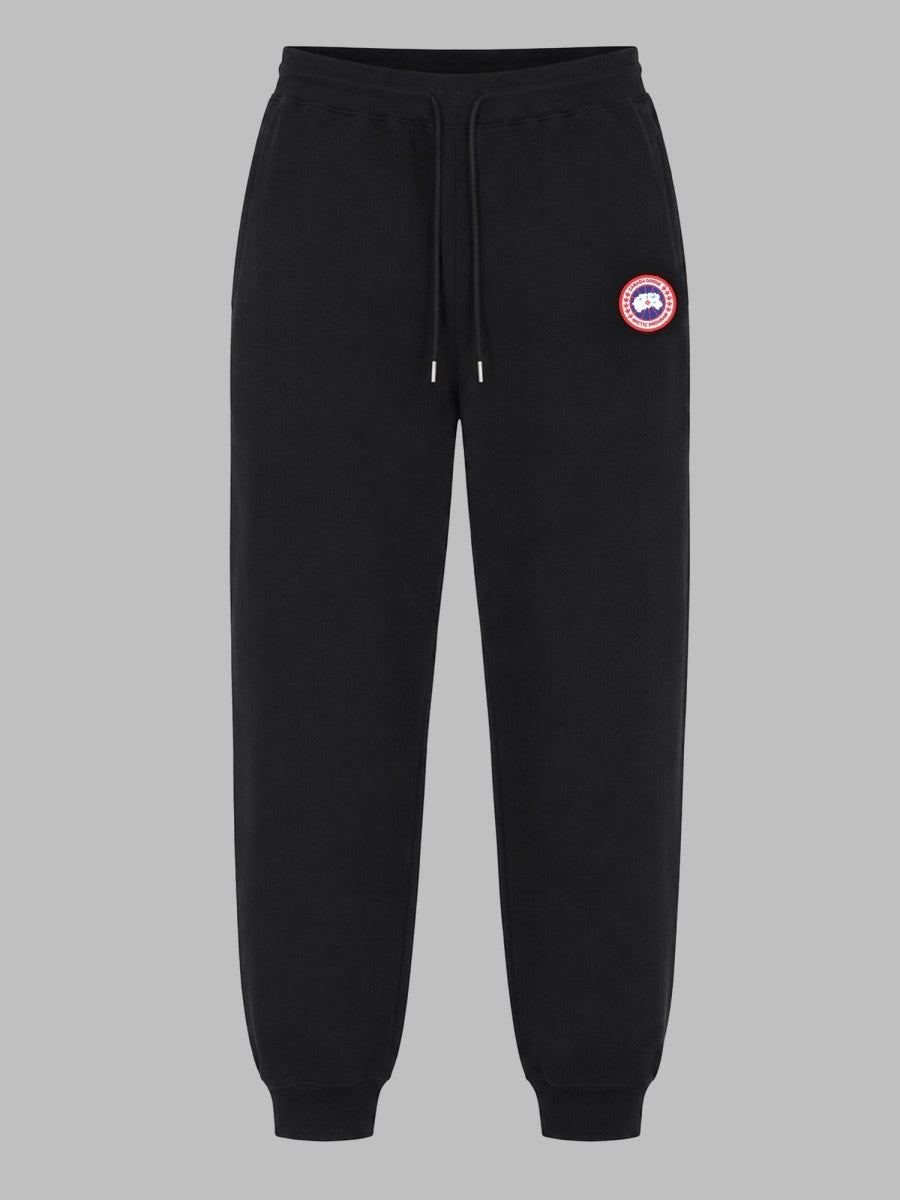 PANTALONE JOGGER CON PATCH LOGO