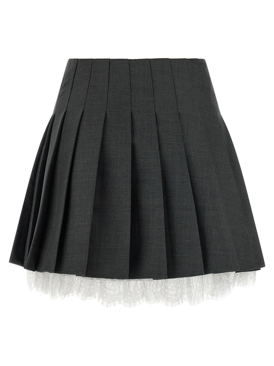 Pleated skirt