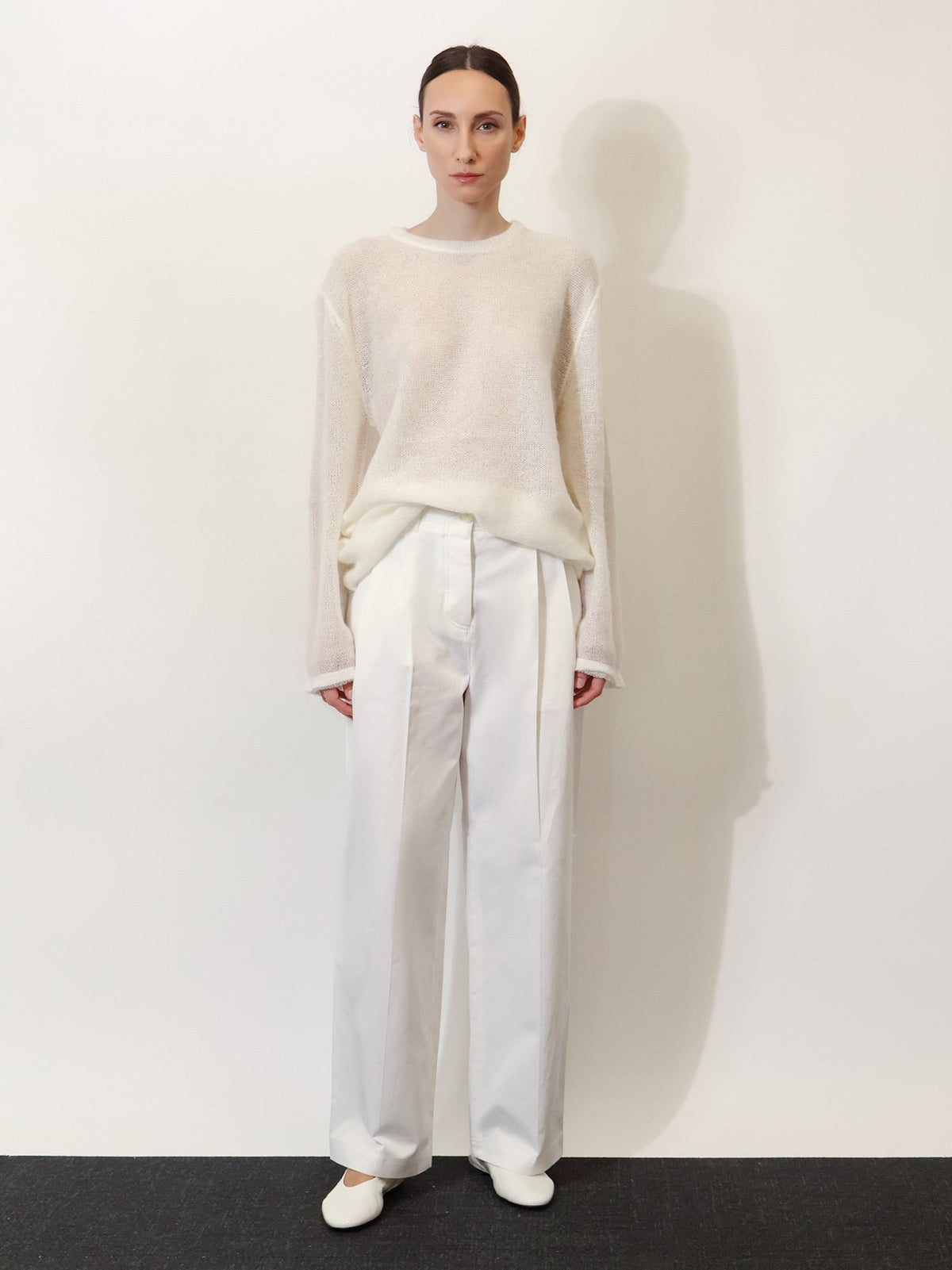 Relaxed cotton trousers